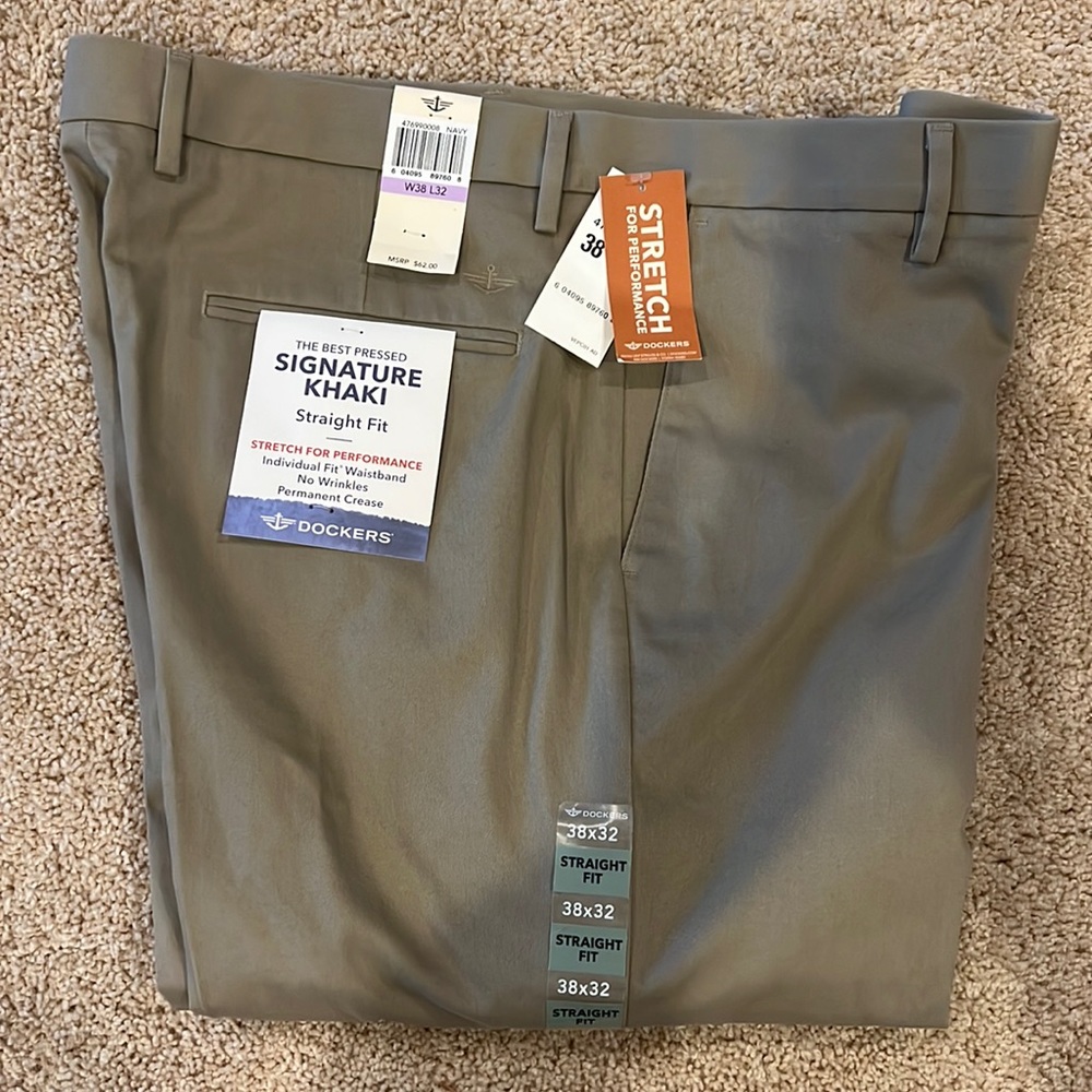 Dockers Men’s The Best Pressed Straight Khaki 38x32 new NWT Work wear Buisness